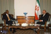 کوفی عنان، دبیرکل سابق سازمان ملل، تهران، وزارت امور خارجه، 22 مهر 1387